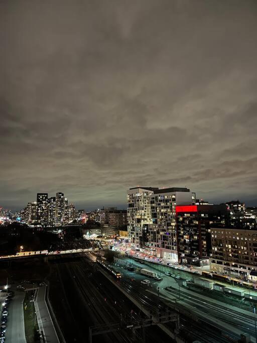 Deluxe Suite Toronto Dış mekan fotoğraf